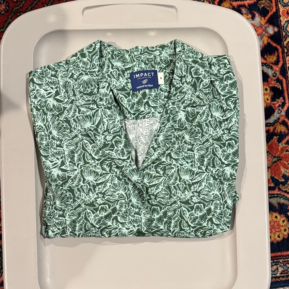 Pact Men's Green Floral Casual Shirt